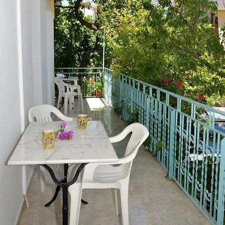 Aldebaran Потос